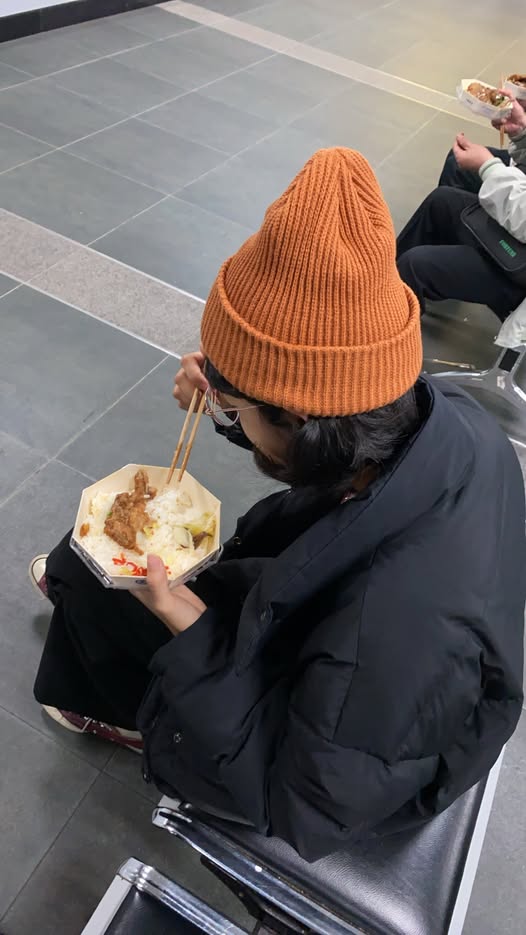 看完上千則留言我才懂：一個人旅行最怕的不是孤單，是被忽略